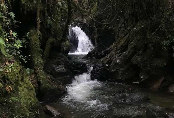 STUNNING WATERFALLS